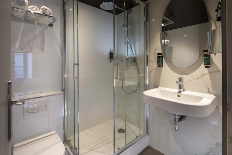 Hotel Longchamp Elysees