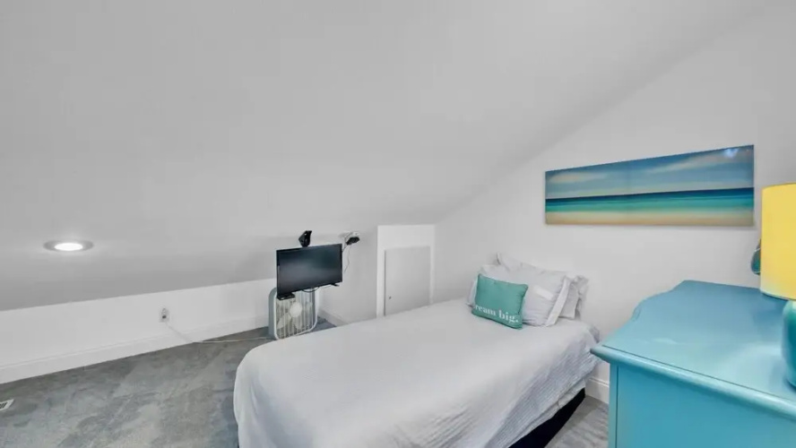 Crystal Villas 12B