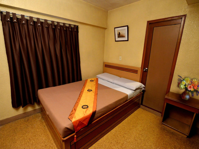 Paladin Hotel