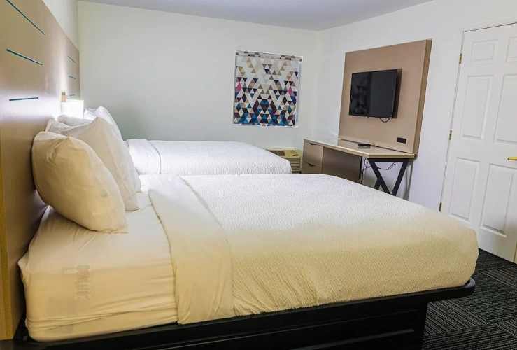 Standard Sextuple room