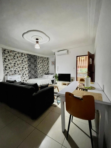 Cheb's House