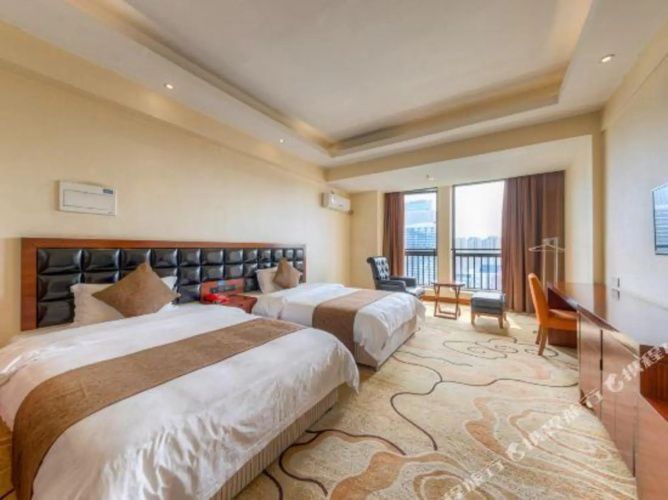 Fengqitong Boutique Hotel