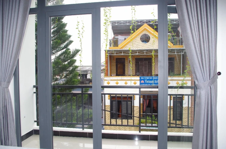 Standard Twin room with balcony