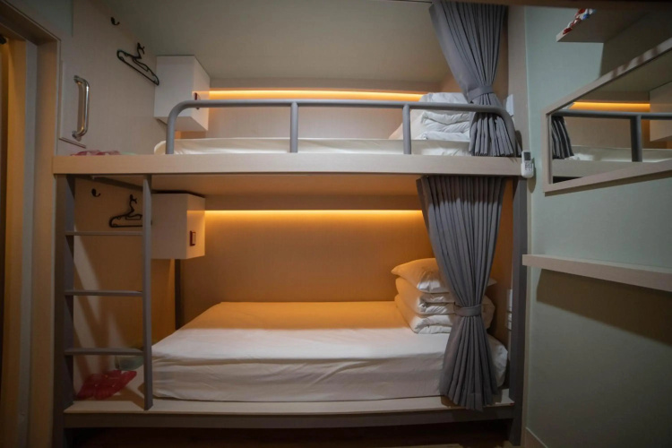 Calistar Hotel