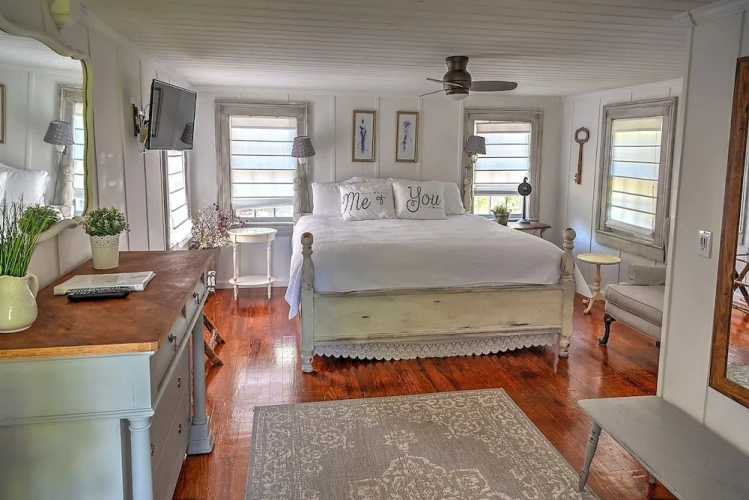 1 Bedroom Standard Double room with garden view