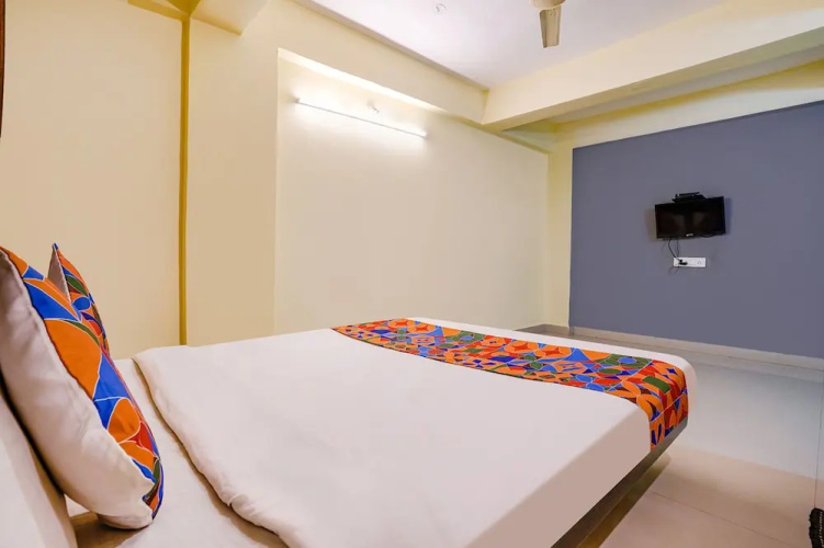 Fabexpress Samruddhi Park Inn