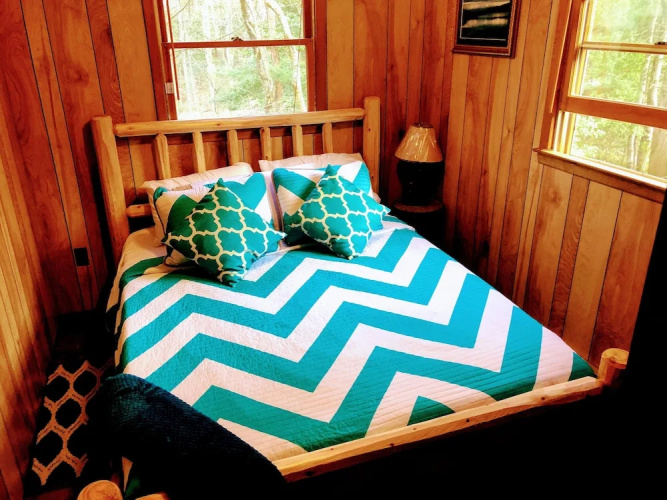 Bear With Us - Two Bedroom Cabin