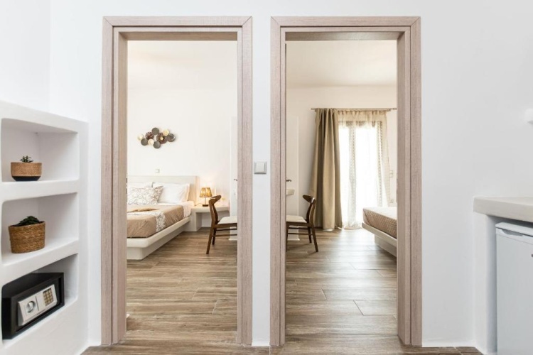 Quadruple Suite