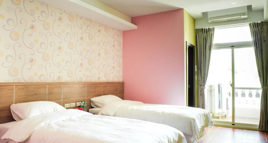 TipsyHotel