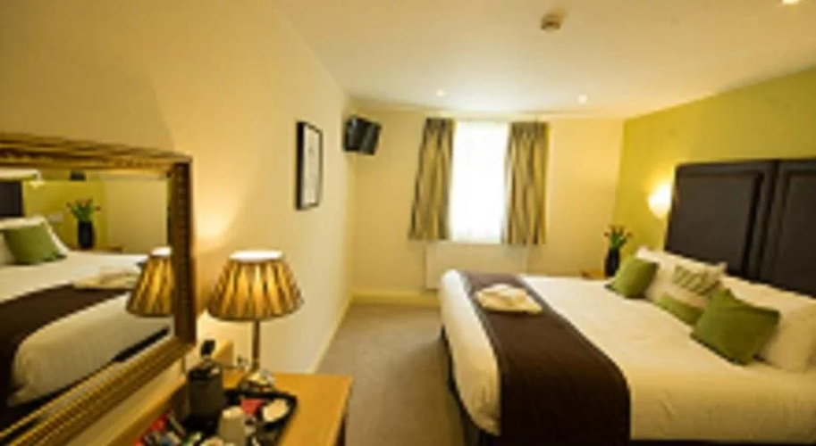 Wakefield Limes Lodge