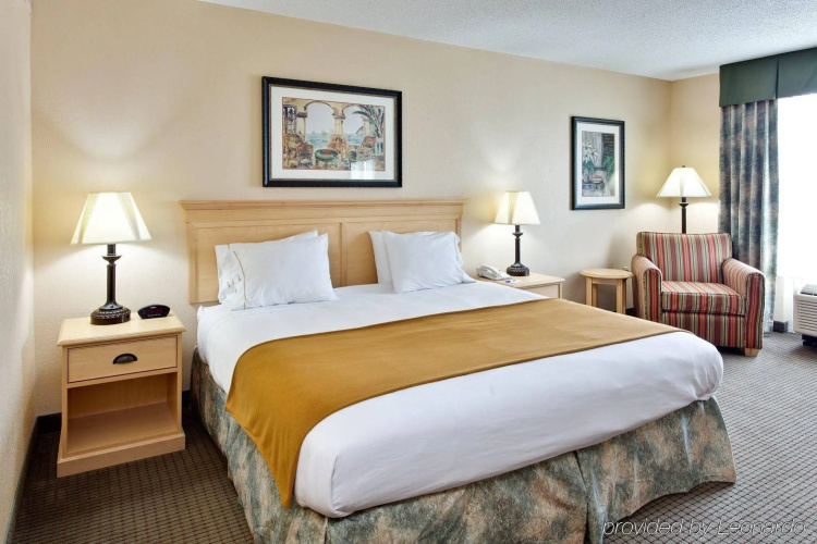 Holiday Inn Express & Suites Daphne- Spanish Fort Area by IHG