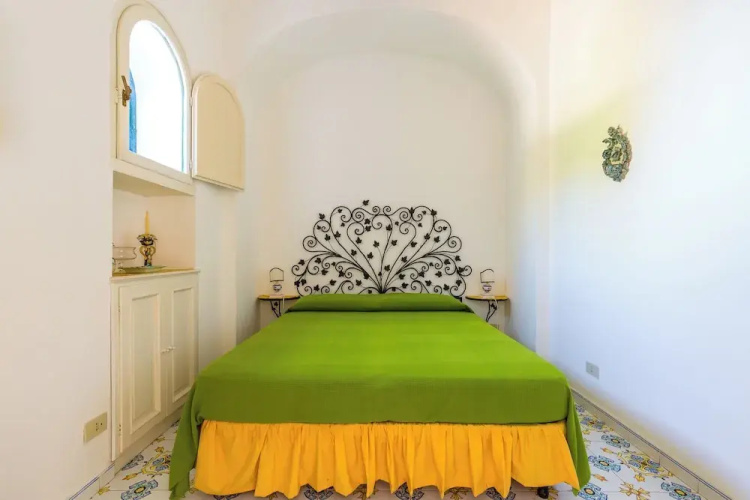 Capri Turquoise by Napoliapartments