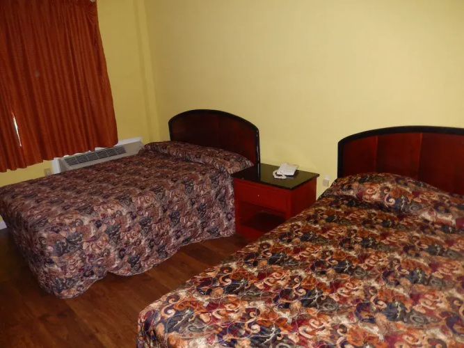 Riverview Motel