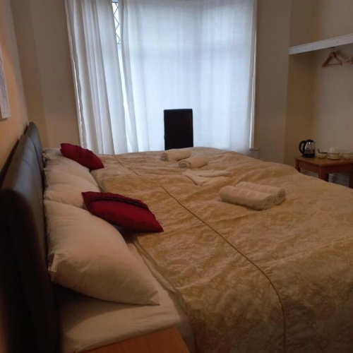 Economy Quadruple room