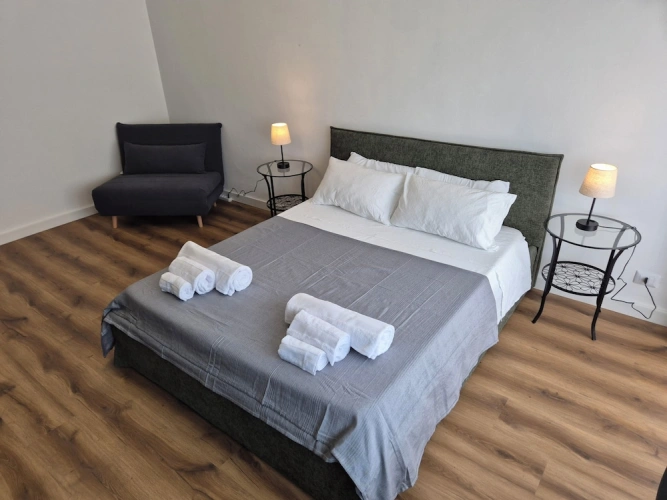 Deluxe Apartment