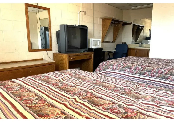 Skyline Motel Bartlesville Hwy 75 - Bartlesville, OK