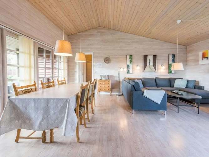 Seaside Cozy Cottage-by Traum