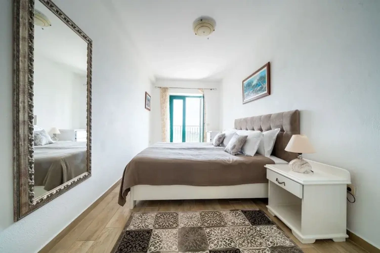 1 Bedroom Standard room with balcony and with sea view