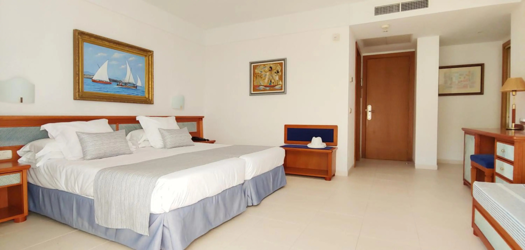 Hotel Rocamarina - Adults Only photo 7