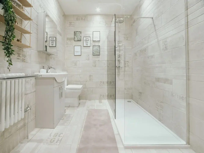 Outstanding Massive Apartment With Character