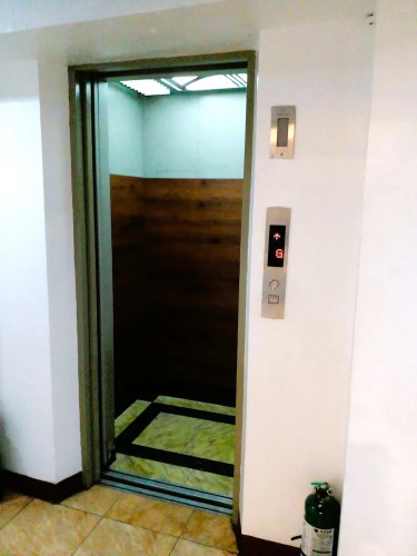 Makati One Poblacion Hotel