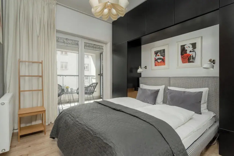 Centrum Parking by Renters Prestige