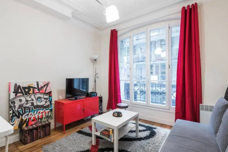 1 Bedroom Flat Near The Eiffel Tower