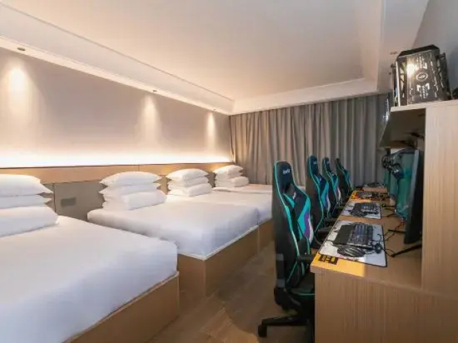 123 Hotel