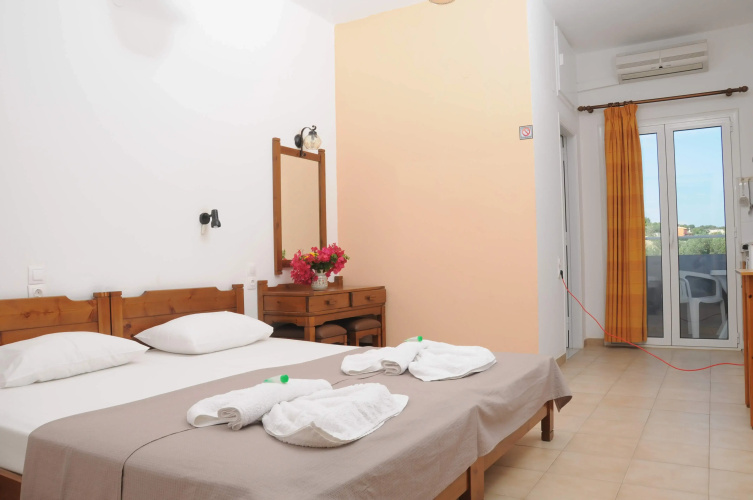 Mastorakis Hotel And Studios