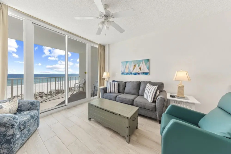 Lighthouse 307