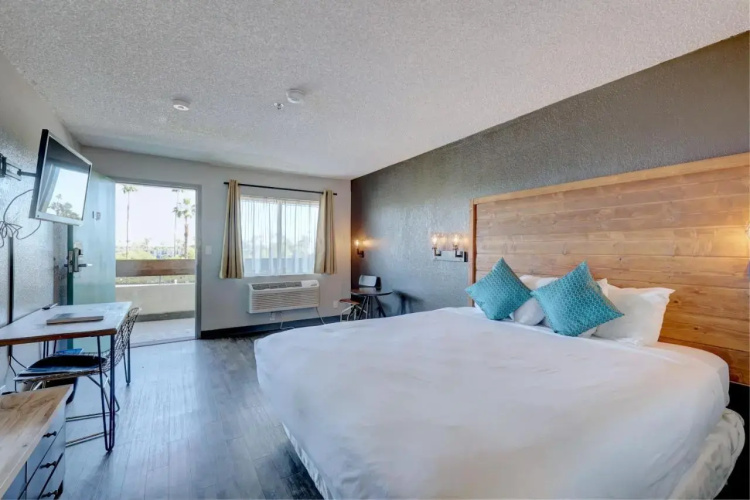 Ramada Palm Springs