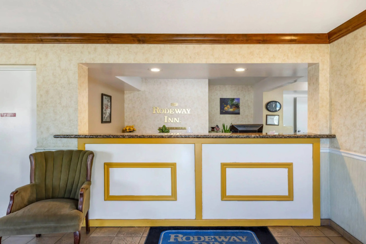 Rodeway Inn at Nevada State Capitol
