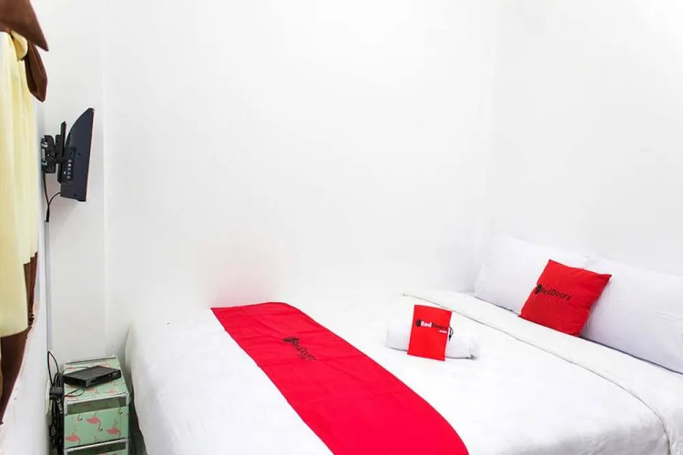 RedDoorz @ Galuh Mas
