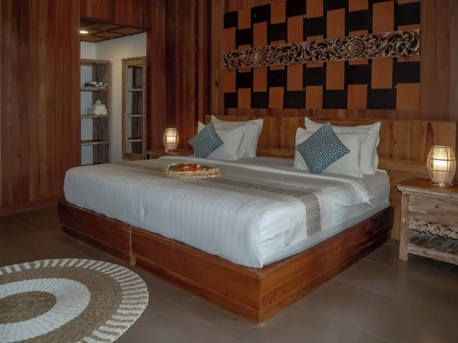 1 Bedroom Deluxe Double room with balcony and with pool view