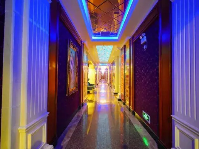 Star Hotel