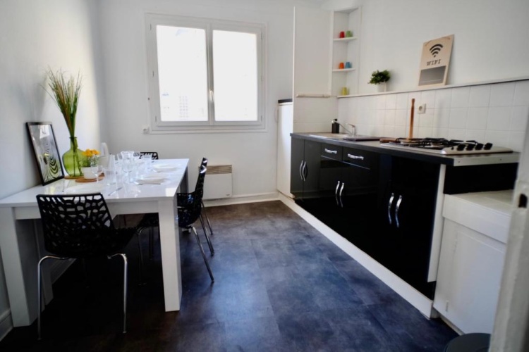 2 Bedrooms Apartment