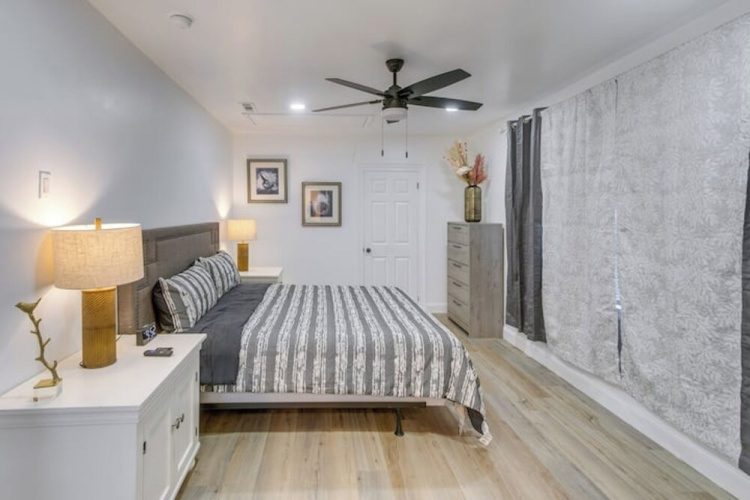 3BR Charming Retreat W & Deck & Wifi