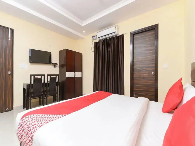 Shubhangni Residency by OYO Rooms