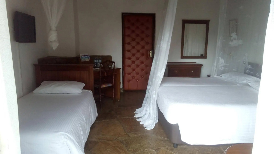 Jacaranda Lake Elementaita Lodge