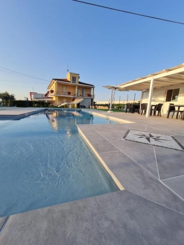 Standard Double room with pool view