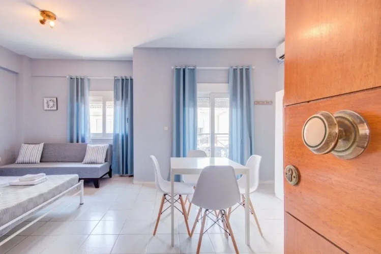 Harmony Apartment 3 by Rentalspro