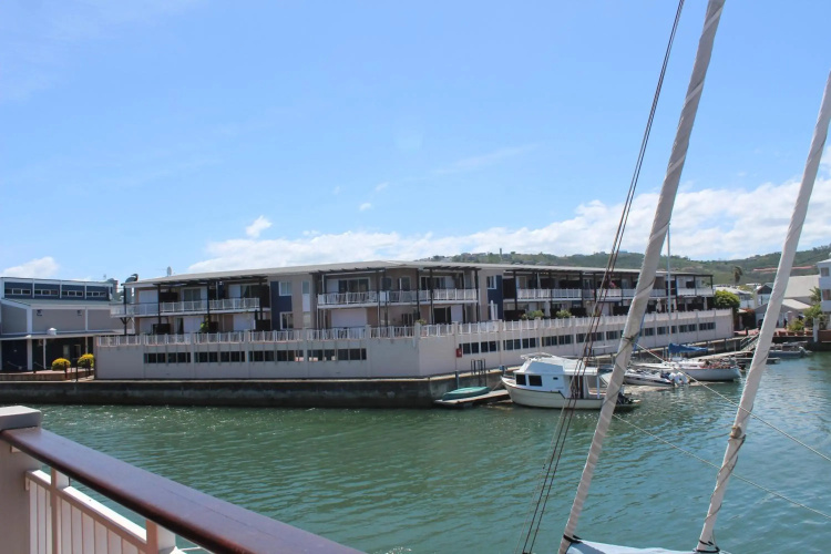 Waterfront - 19 Quay West