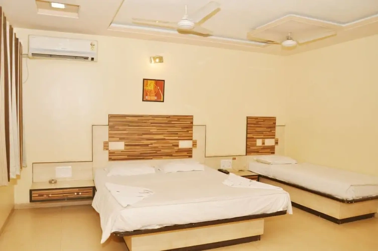 Deluxe Triple room