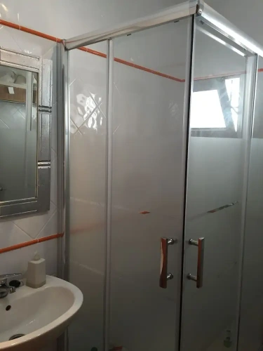 2 Bedrooms Villa