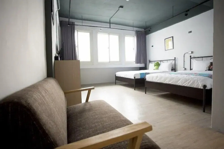 176 Together Hostel
