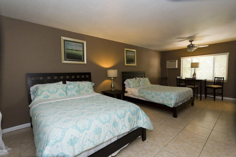 Granada Inn