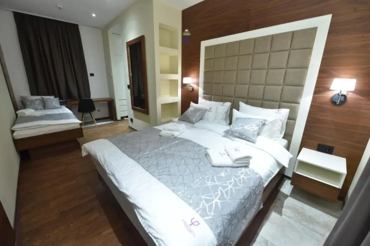 Economy Triple room