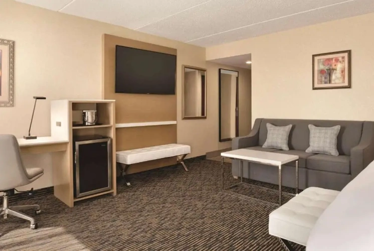 Double Suite