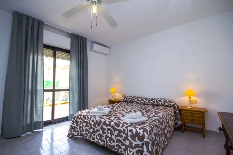3 Bedrooms Apartment