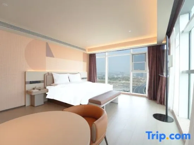 1 Bedroom Deluxe Suite